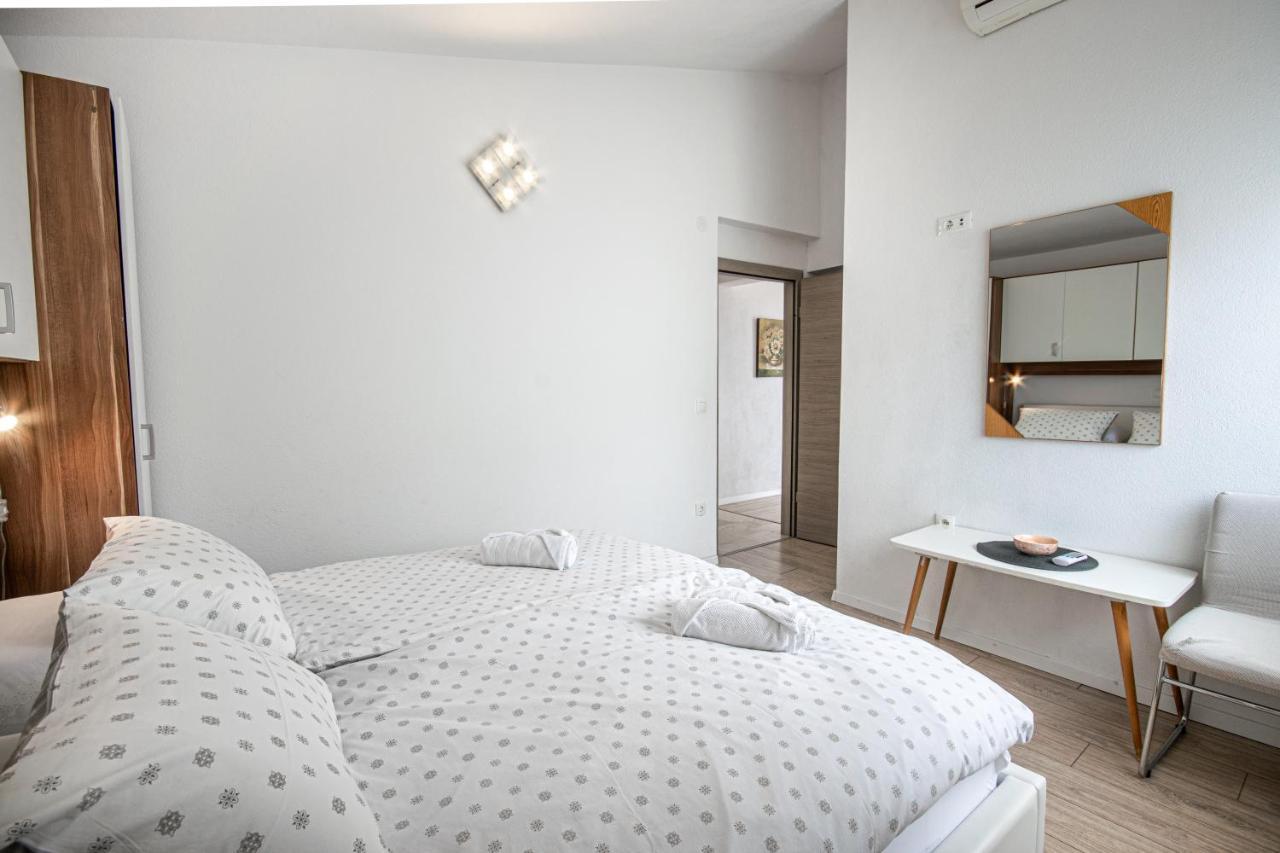 Apartments Villa Luce Makarska Exterior foto